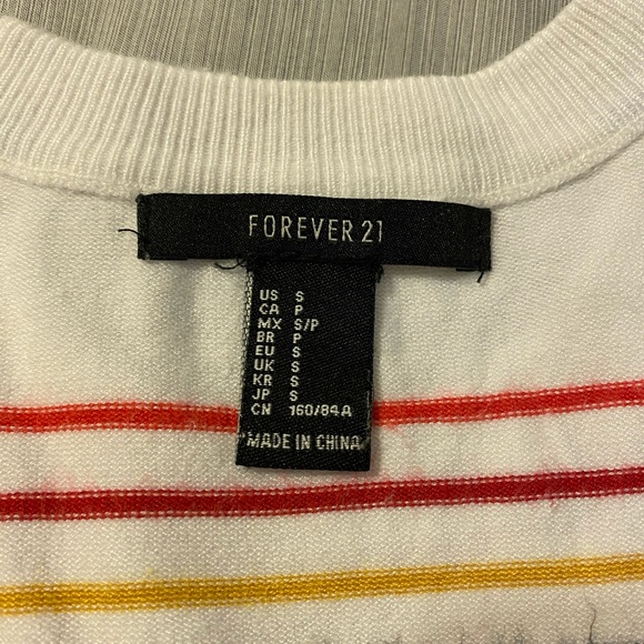 Forever 21 Cropped Shirt - Picture 3 of 3